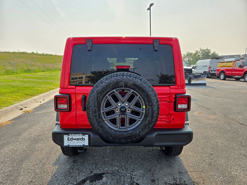 2025 Jeep Wrangler Sport S photo 4