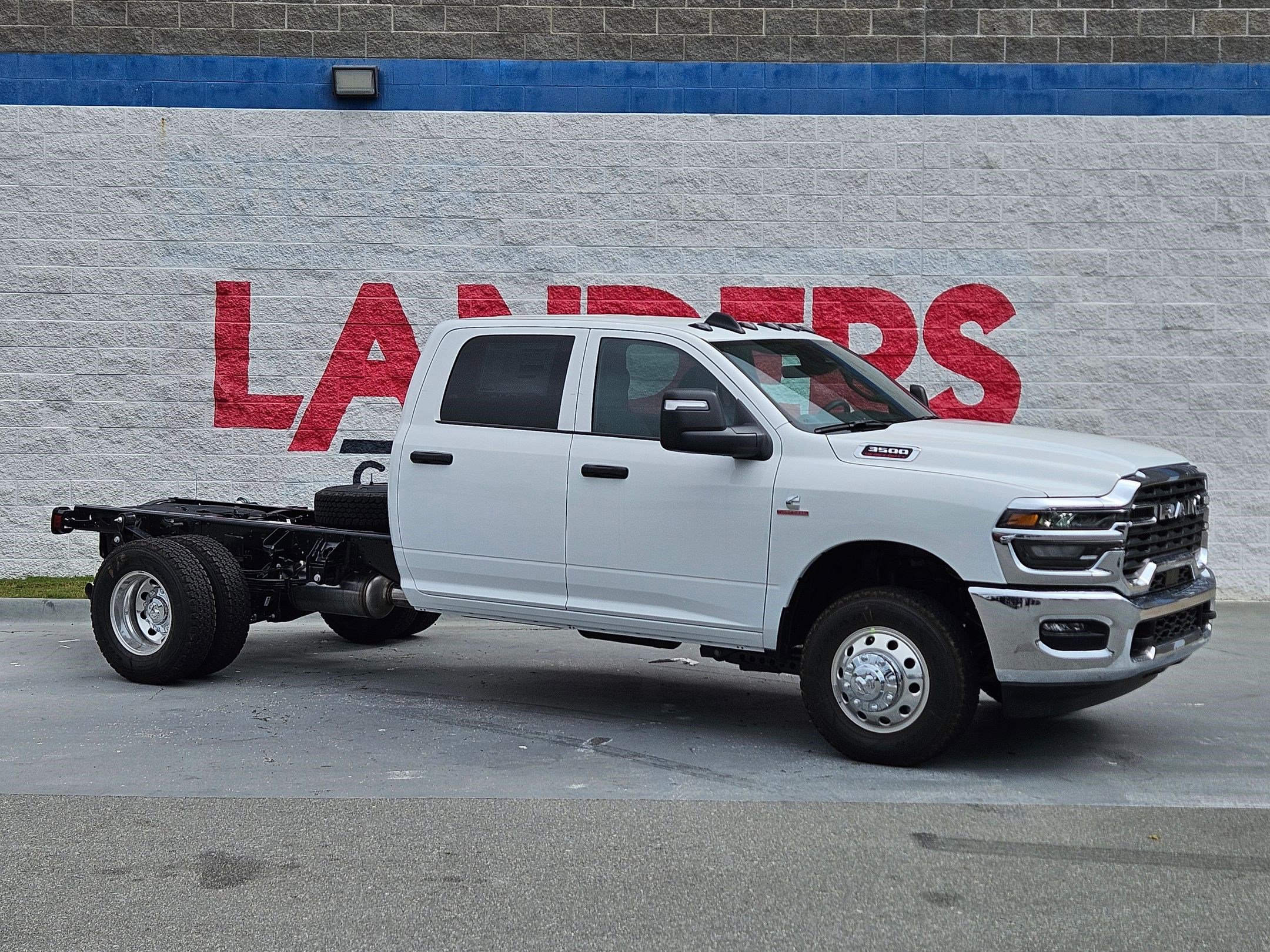 2026 RAM Ram 3500 Chassis Cab Tradesman's photo