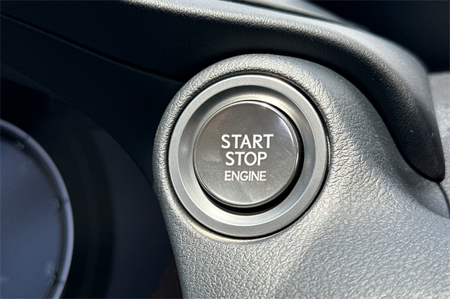 2025 Lexus IS 350 F SPORT photo 18