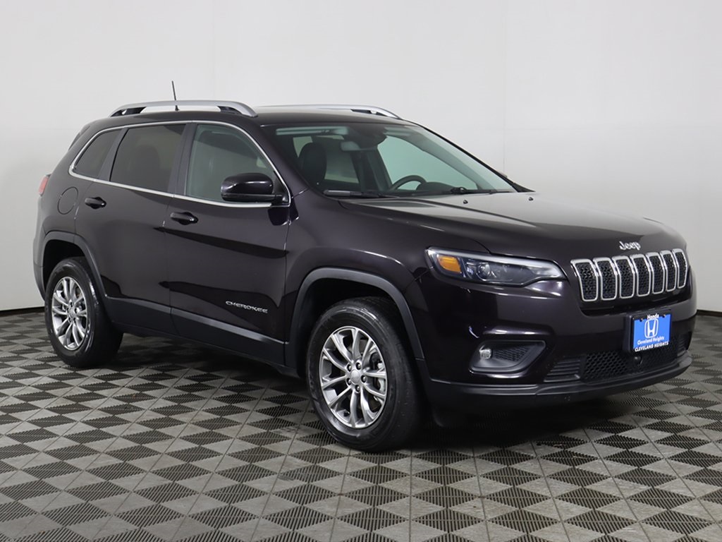 Used 2021 Jeep Cherokee Latitude Lux with VIN 1C4PJMMX4MD223327 for sale in Cleveland Heights, OH