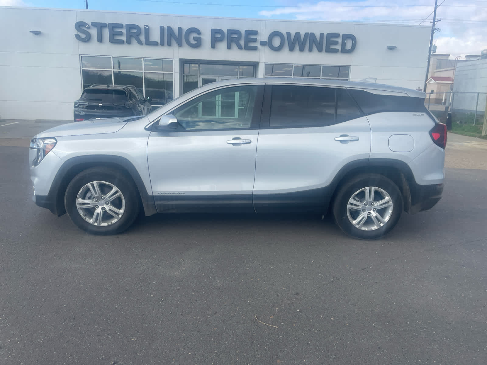 2022 GMC Terrain SLE's photo