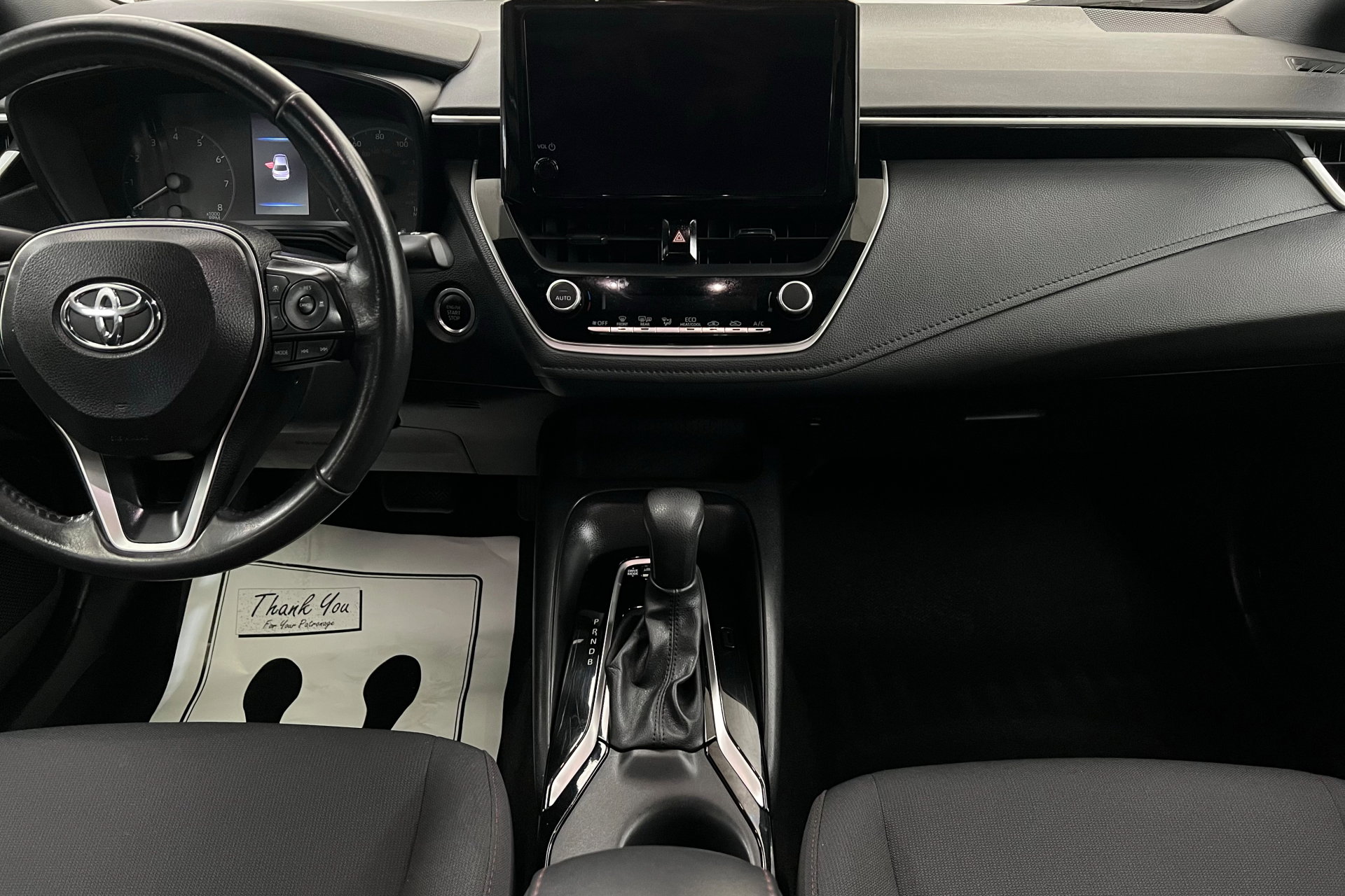 2023 Toyota Corolla SE photo 13
