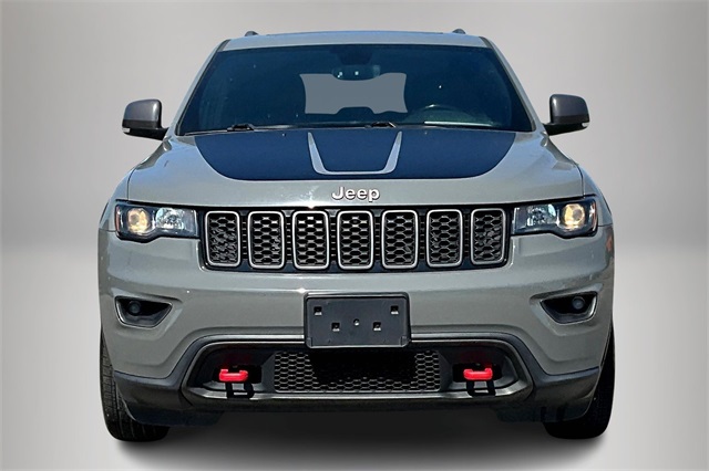 2020 Jeep Grand Cherokee Trailhawk photo 2