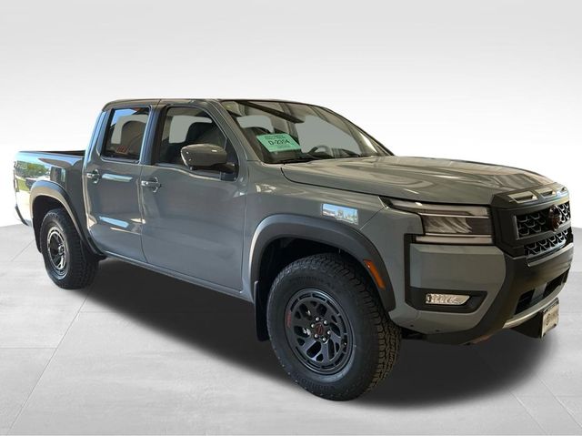 2025 Nissan Frontier Crew Cab PRO-4X photo 3