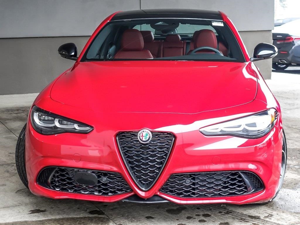 2025 ALFA ROMEO GIULIA (952) - Image 3