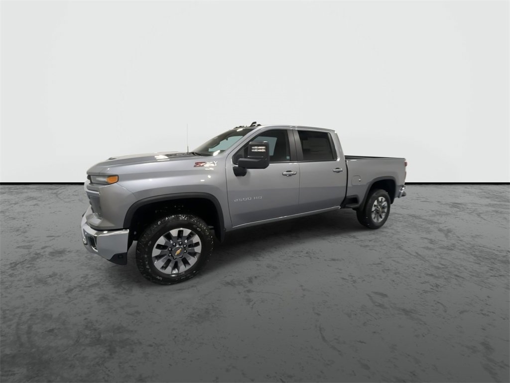 2025 Chevrolet Silverado 2500HD LT photo 4