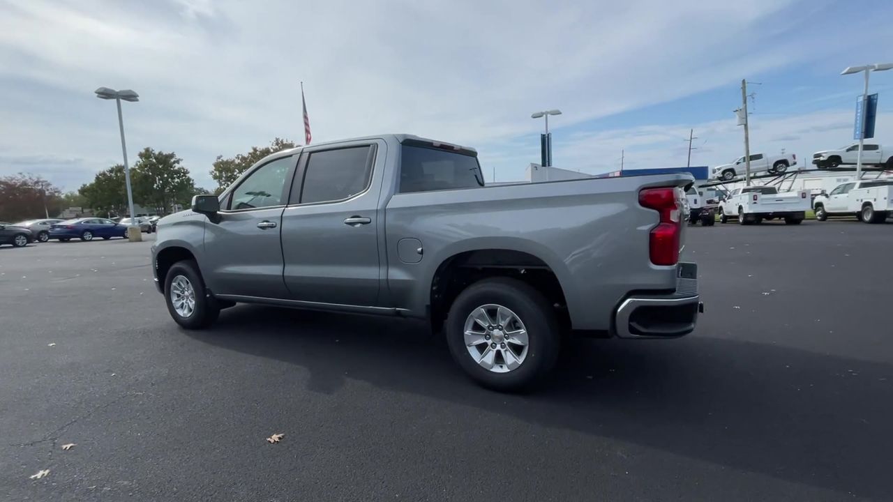 2025 Chevrolet Silverado 1500 LT photo 35