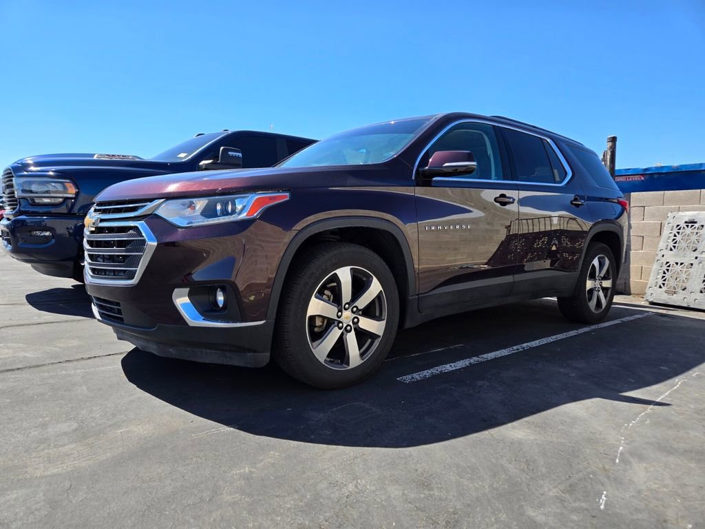 2019 Chevrolet Traverse photo 2