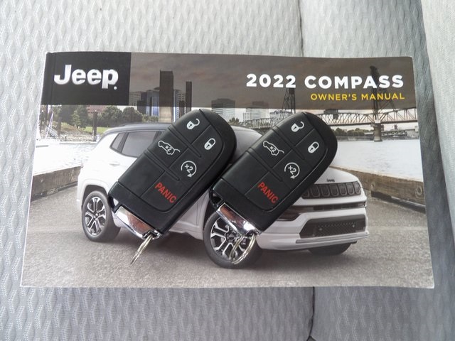 2022 Jeep Compass North Edition Latitude photo 6