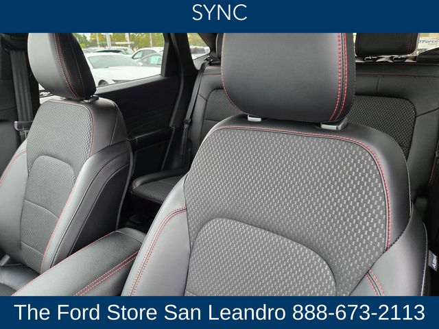 2023 Ford Escape ST-Line Select photo 15