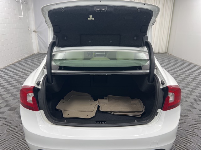 2013 Volvo S60 T5 Premier photo 8