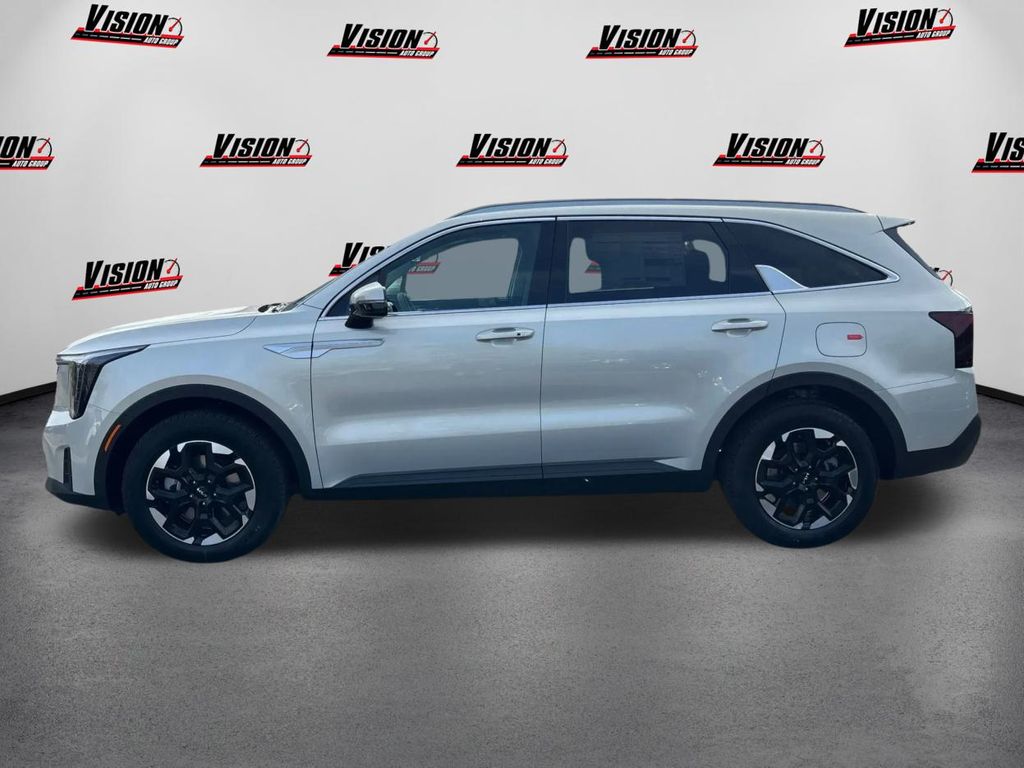 2026 Kia Sorento S photo 8