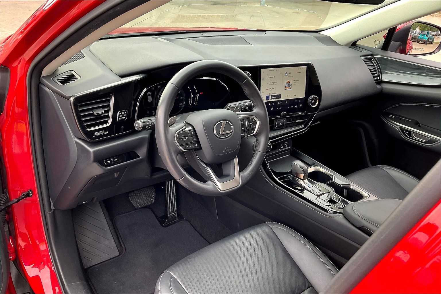 2024 Lexus NX 350 Premium photo 16