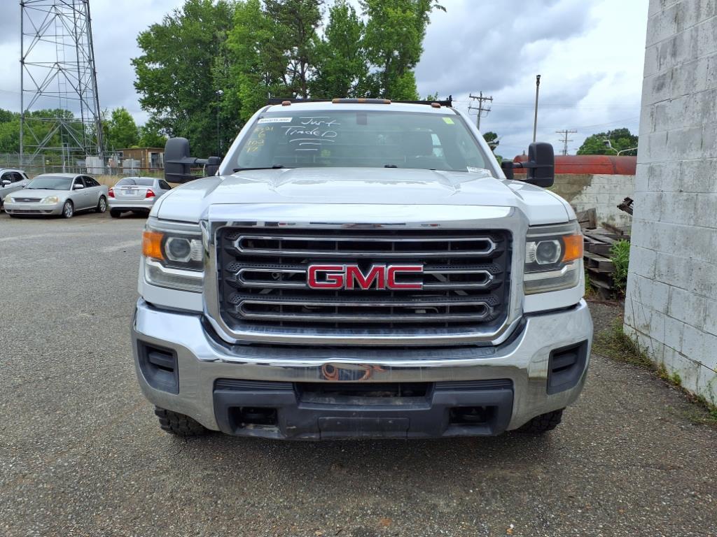 2017 Gmc Sierra 3500 HD photo 2