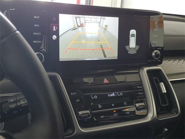 2022 Kia Sorento S photo 16