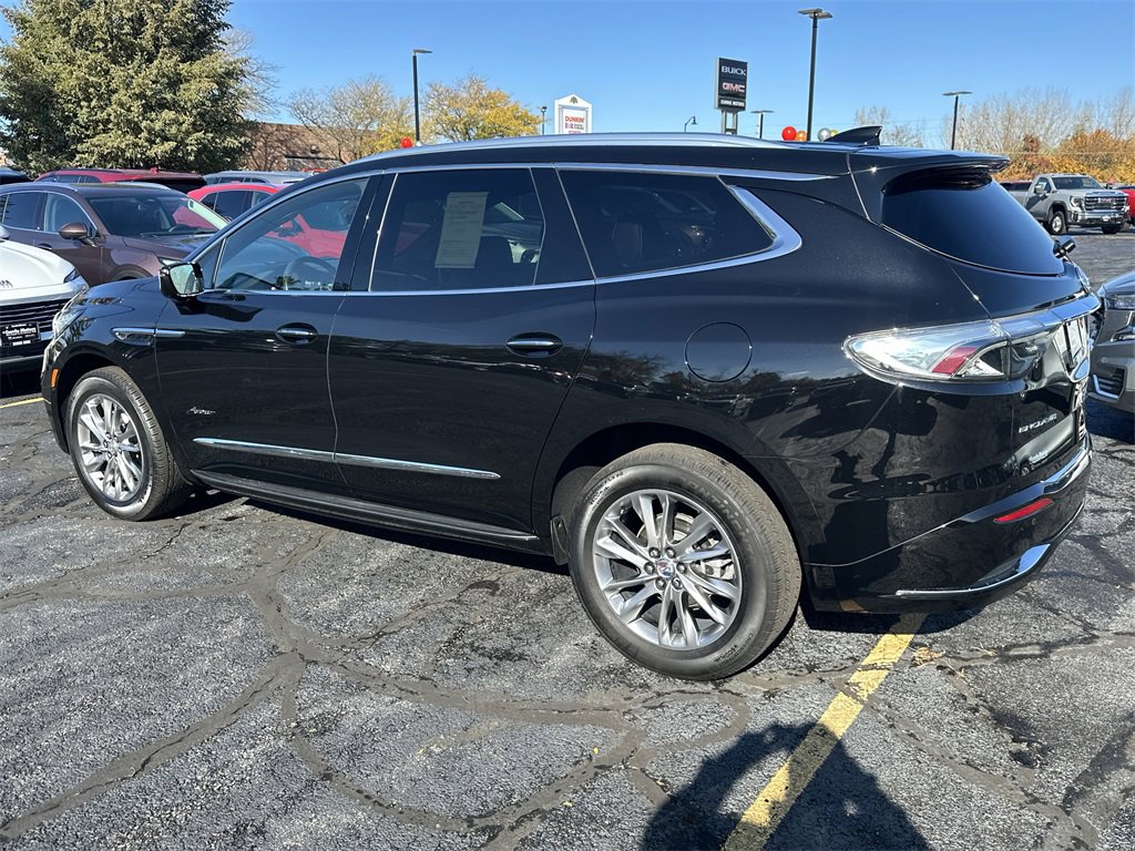 2023 Buick Enclave Avenir photo 4