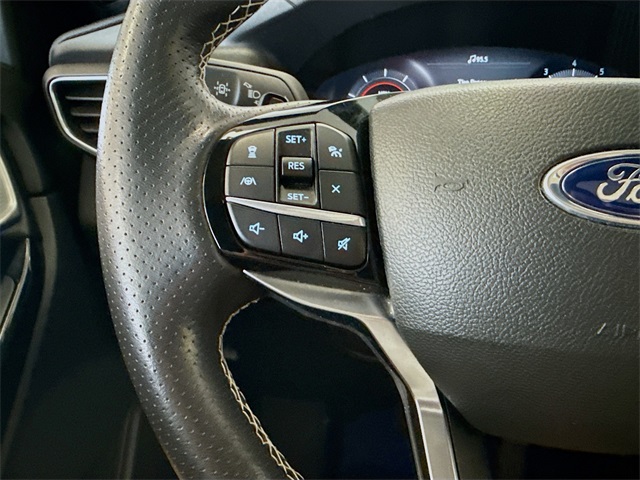 2023 Ford Explorer ST photo 32