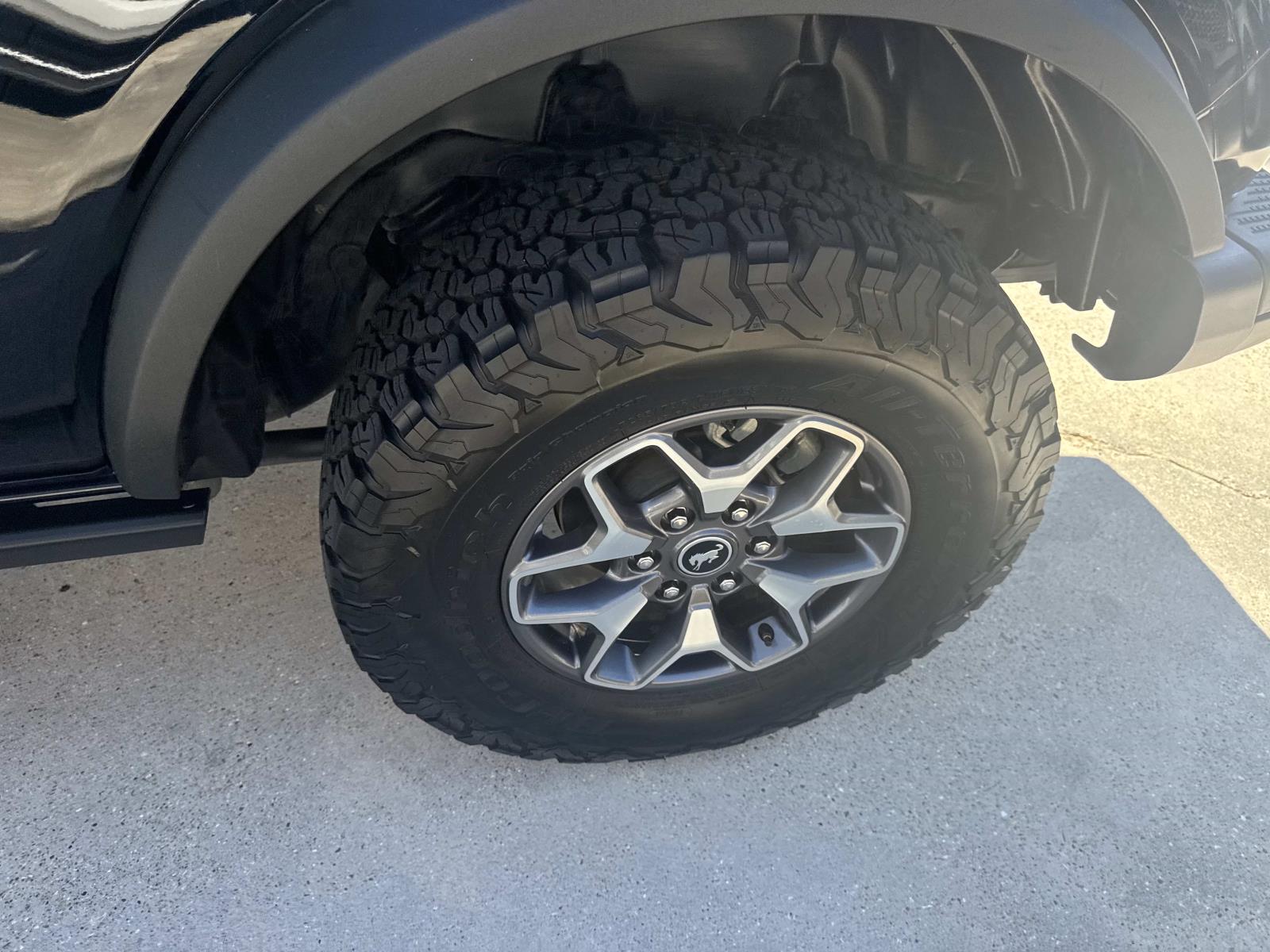 2023 Ford Bronco Badlands photo 4