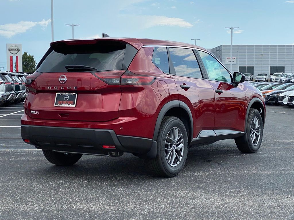 2025 Nissan Rogue S photo 4