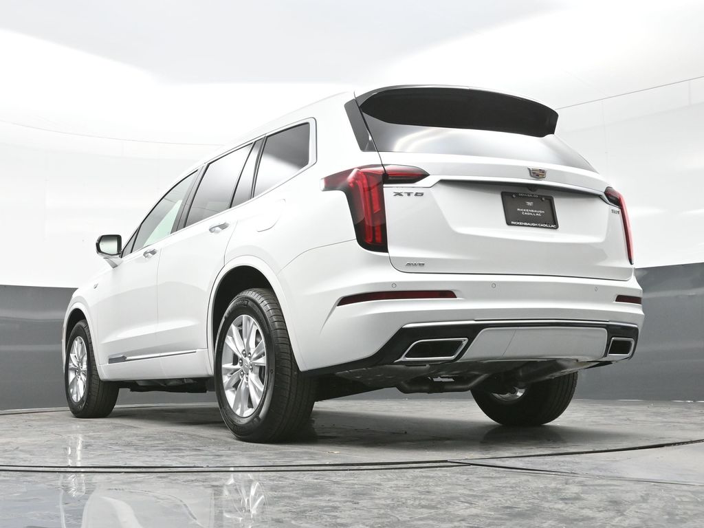 2025 Cadillac XT6 Luxury photo 20