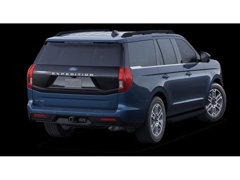 2025 Ford Expedition photo 3