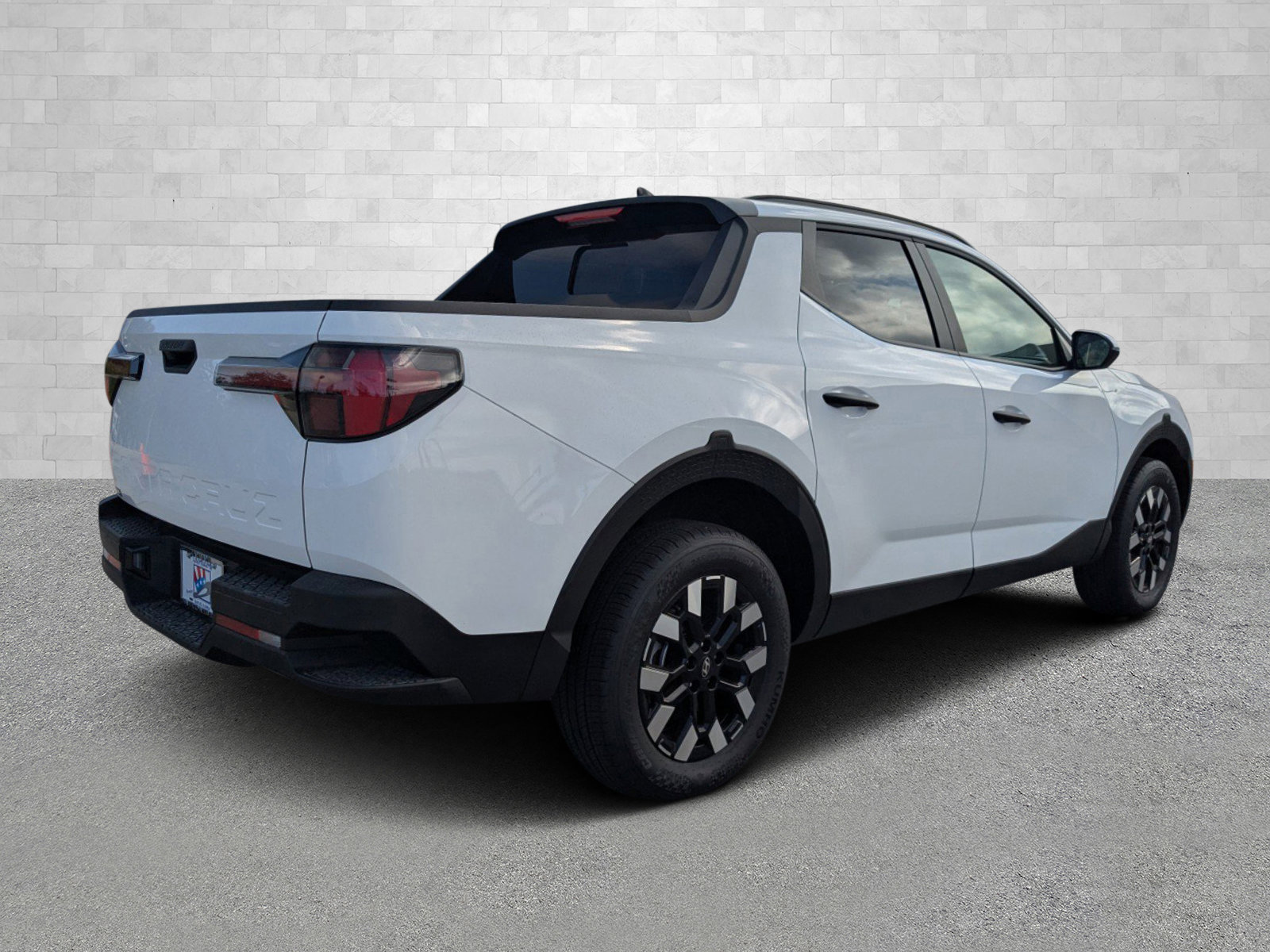2025 Hyundai Santa Cruz SEL Activity photo 2