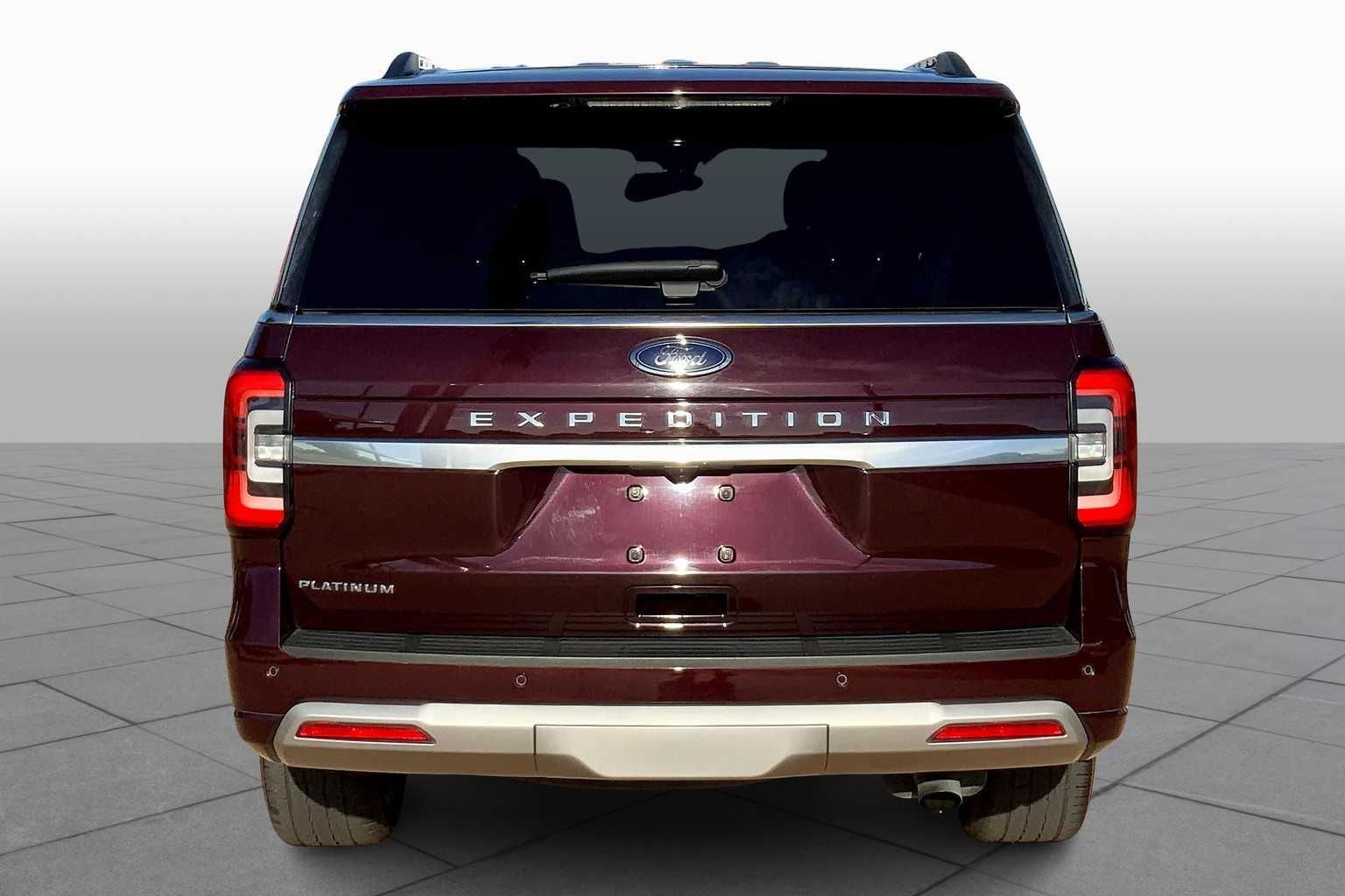 2024 Ford Expedition Platinum photo 3