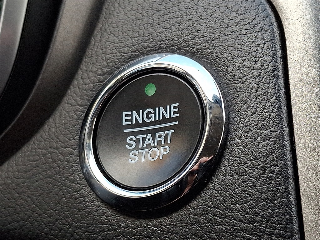 2019 Ford Fusion SE photo 22
