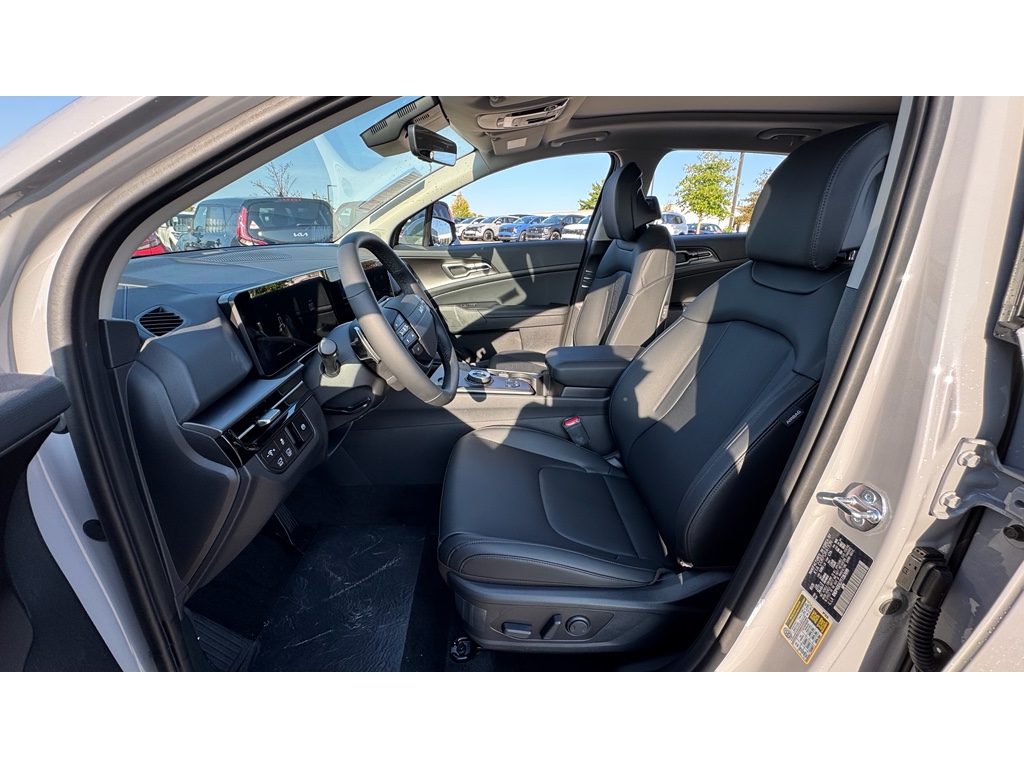 2026 Kia Sportage Hybrid EX photo 4