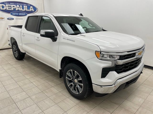 2026 Chevrolet Silverado LT's photo