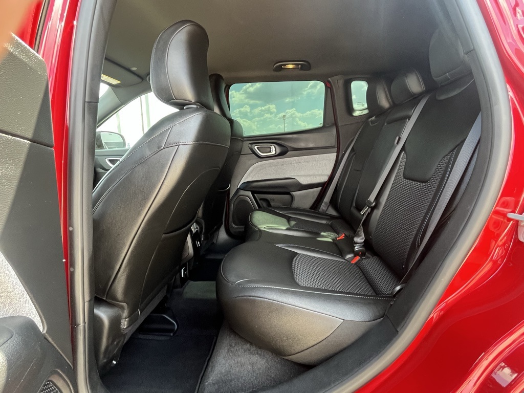 2025 Jeep Compass Latitude photo 13