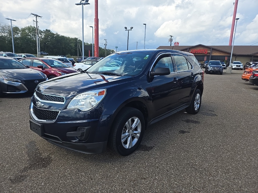 2015 Chevrolet Equinox LS photo 3