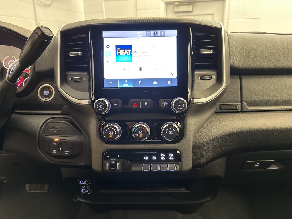 2025 Ram 2500 Big Horn photo 12