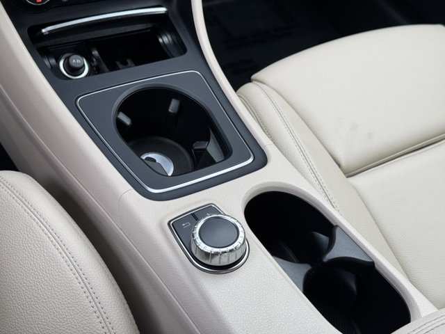 2018 Mercedes Benz CLA 250 photo 16