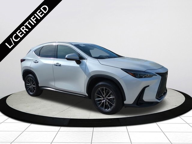2022 Lexus NX 350's photo