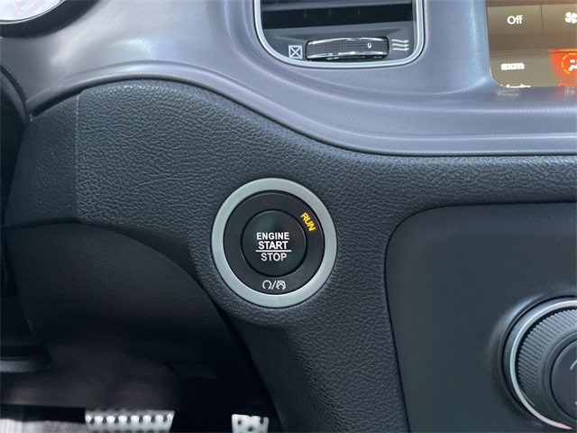 2023 Dodge Charger R/T photo 25