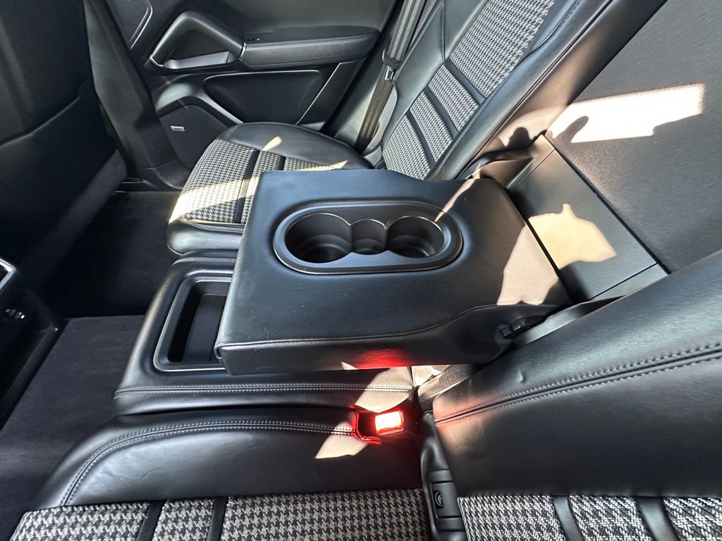 2022 Porsche Cayenne Coupe Base photo 27