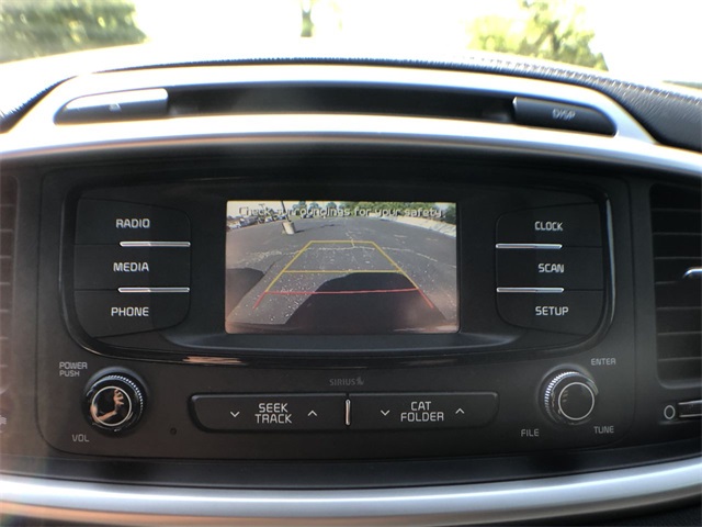 2017 Kia Sorento LX photo 8