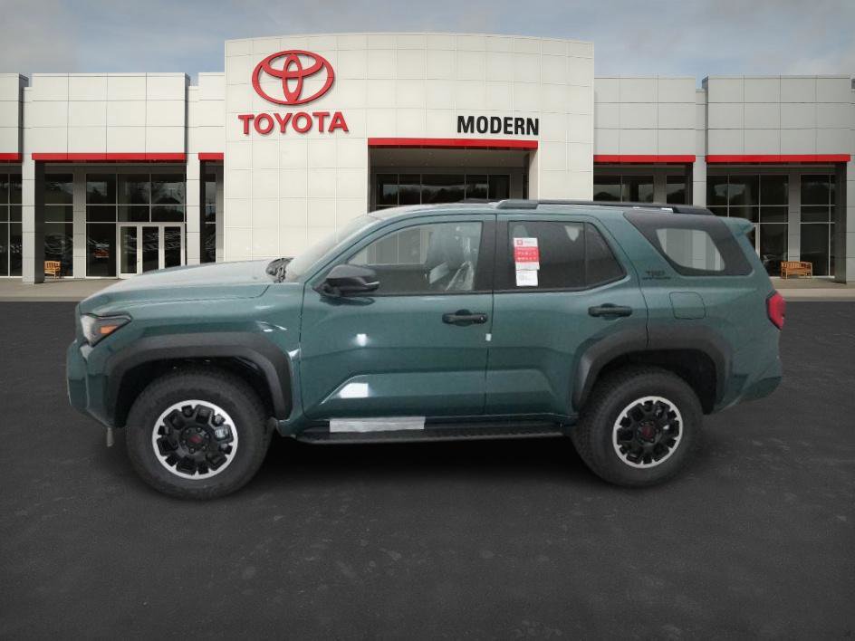 2025 Toyota 4Runner TRD Off-Road photo 9