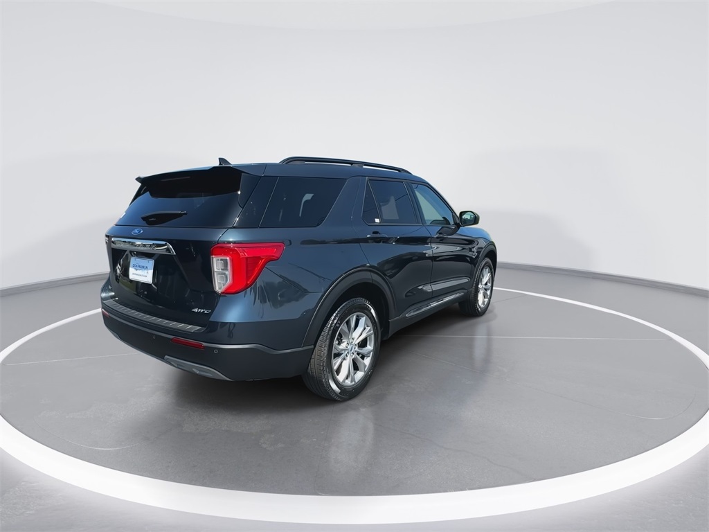 2023 Ford Explorer XLT photo 8