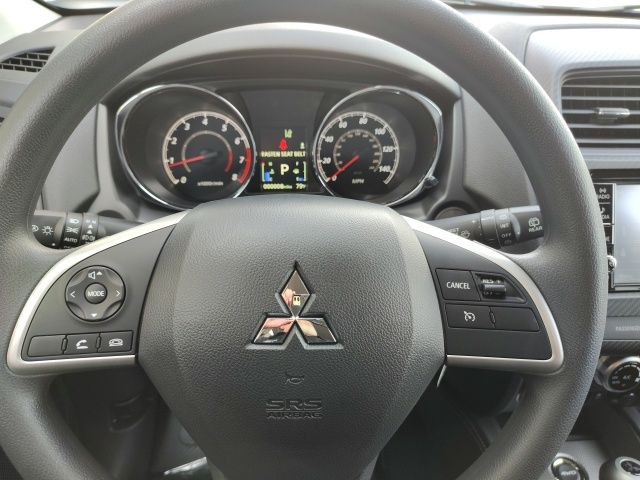 2025 Mitsubishi Outlander Sport ES photo 11