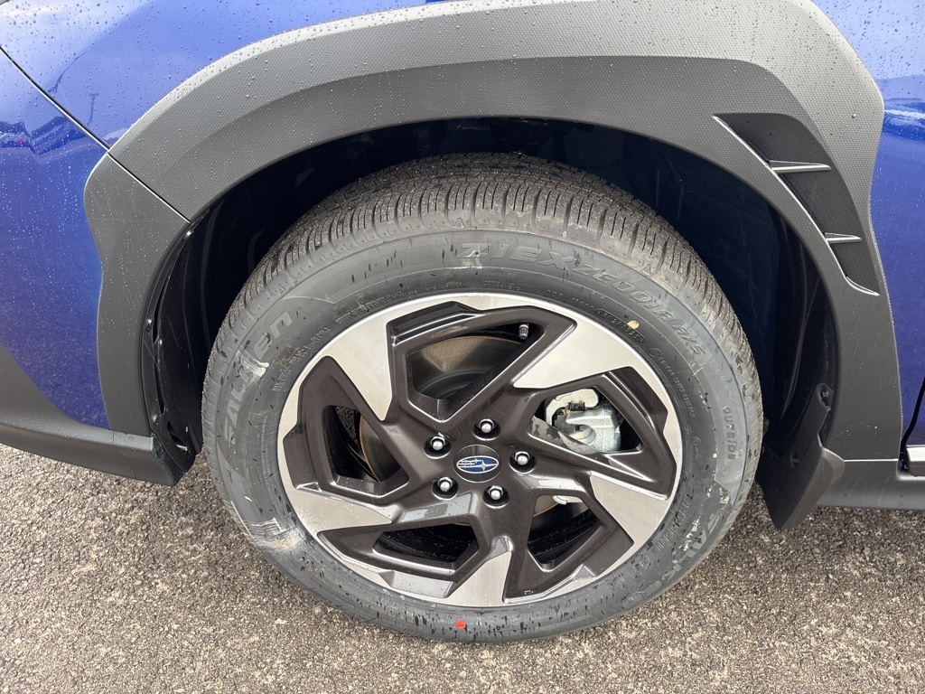 2025 Subaru Crosstrek Limited photo 8