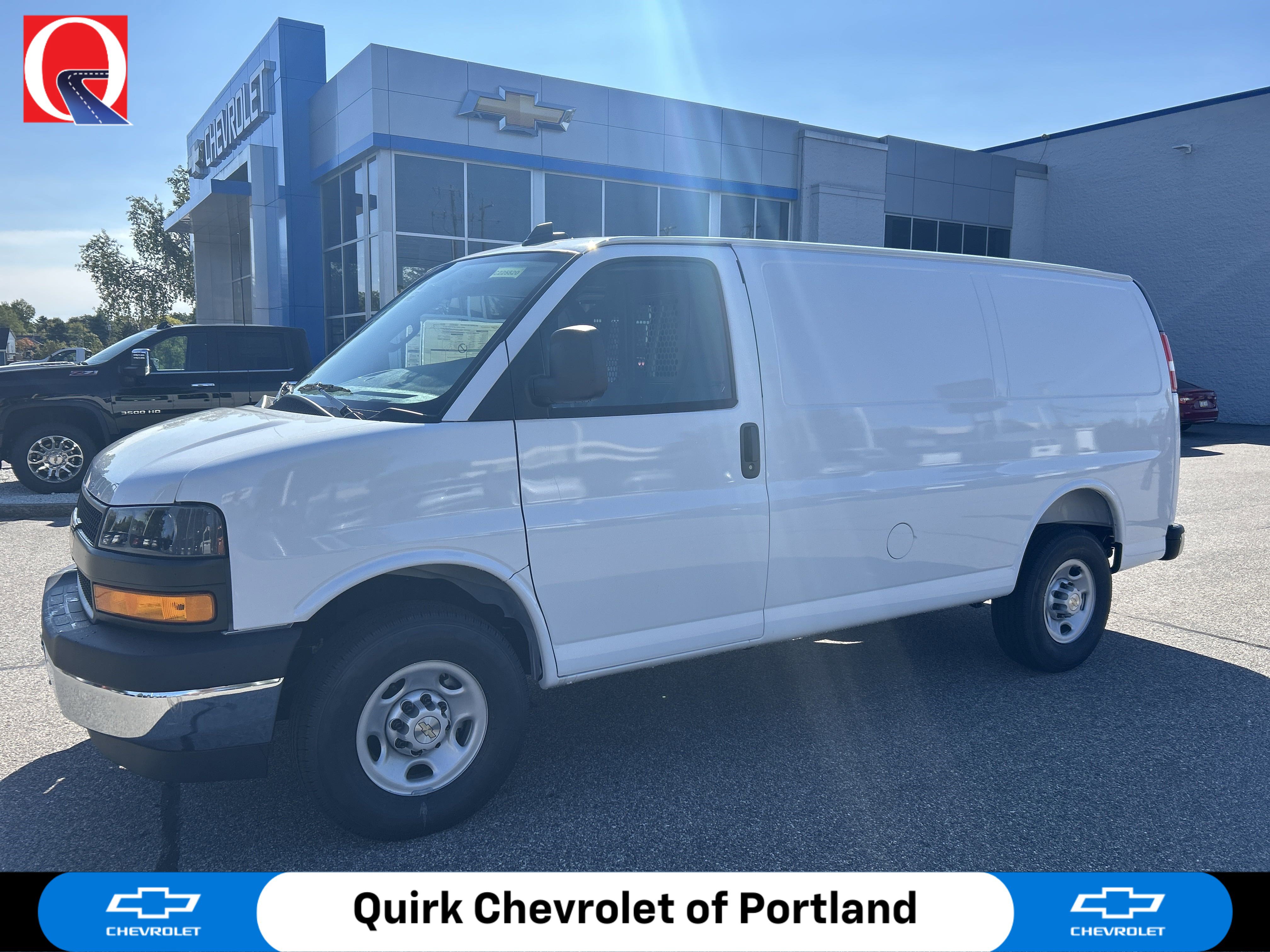 2025 Chevrolet Express Cargo Work Van's photo