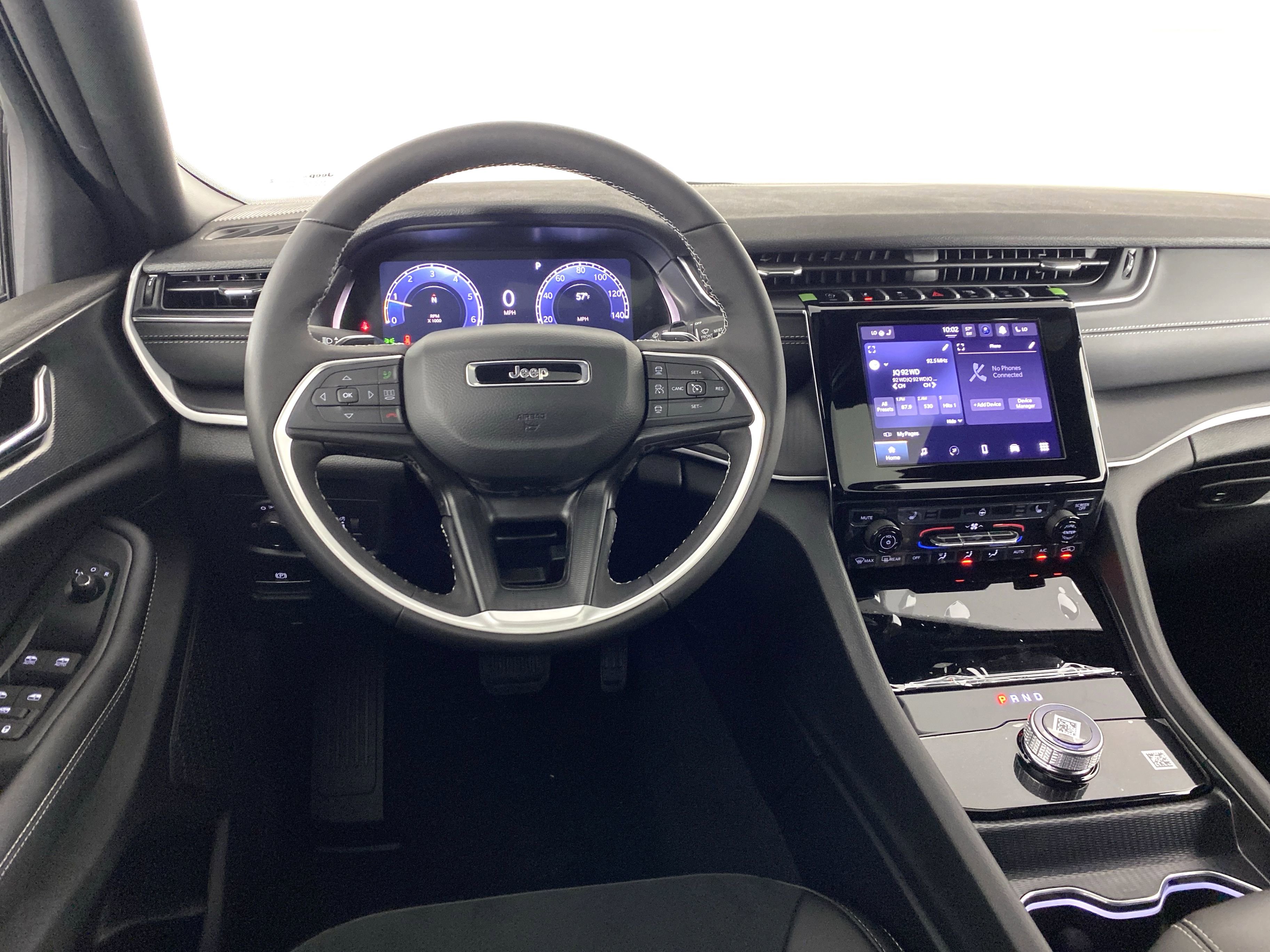 2025 Jeep Grand Cherokee Altitude X photo 2
