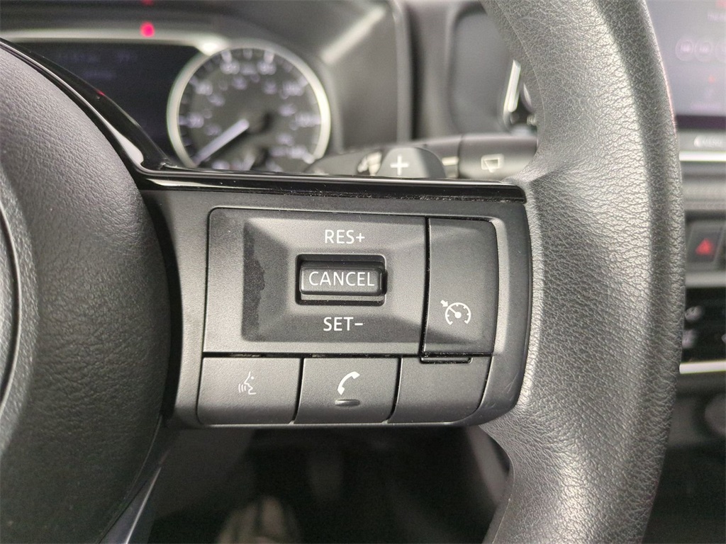 2021 Nissan Rogue S photo 21