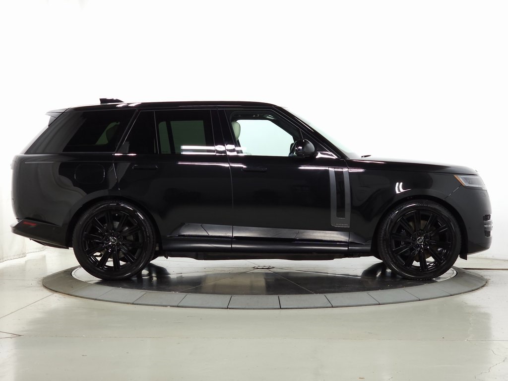 2025 LAND ROVER RANGE ROVER - Image 9