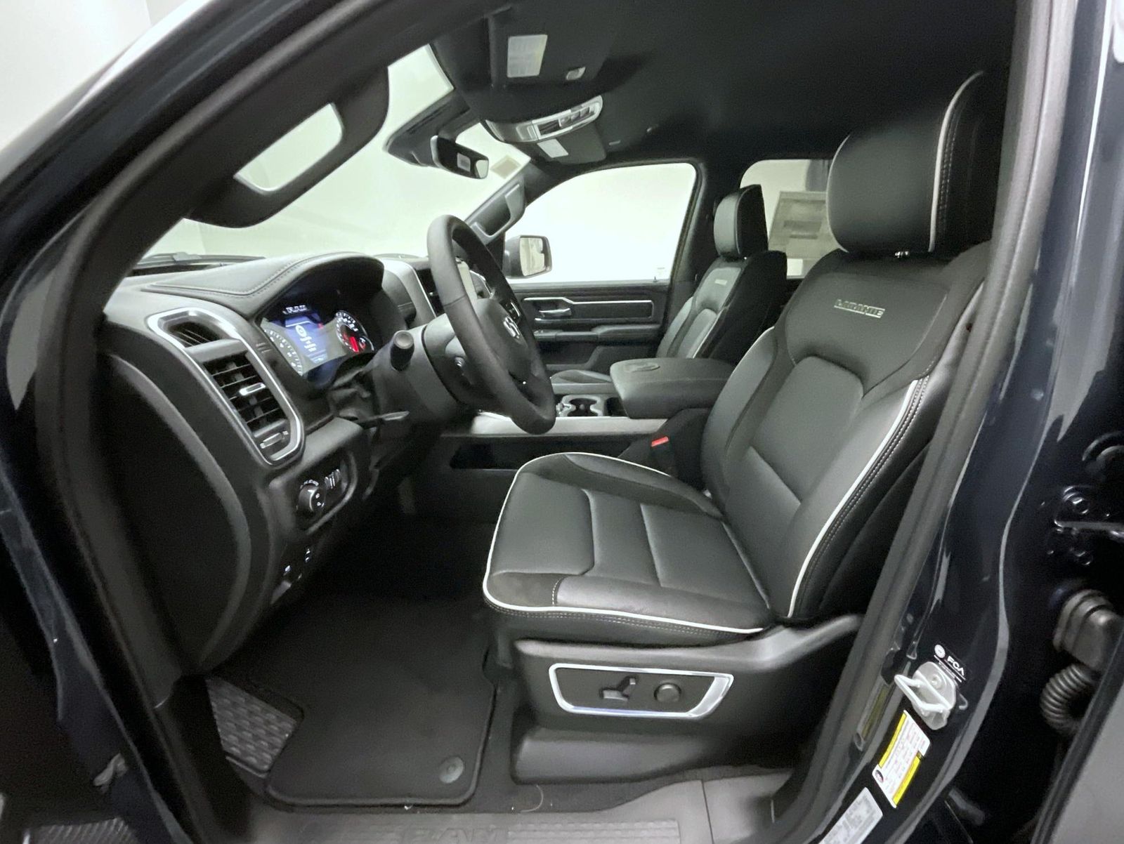 2026 Ram 1500 Laramie photo 7
