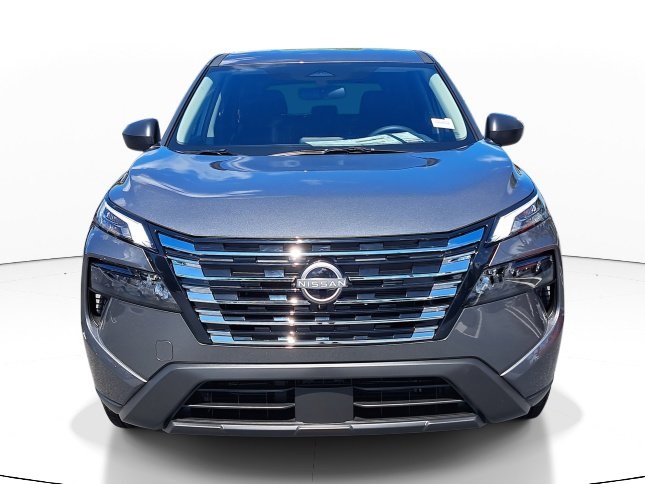 2026 Nissan Rogue S photo 3