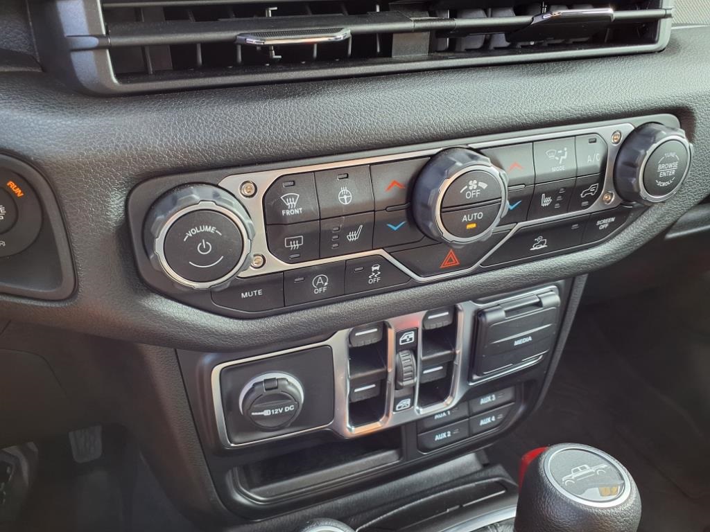 2024 Jeep Gladiator Sport photo 17