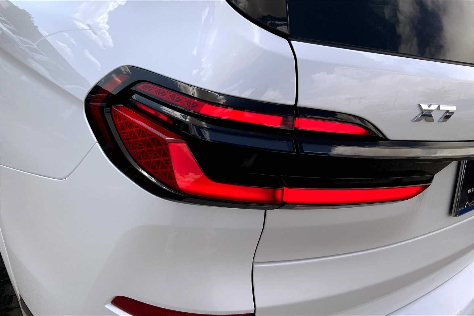 2026 Bmw X7 M60i photo 14